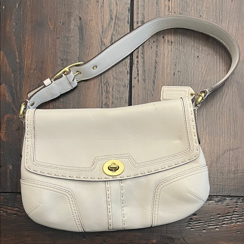 Coach Beige Leather Shoulder Bag